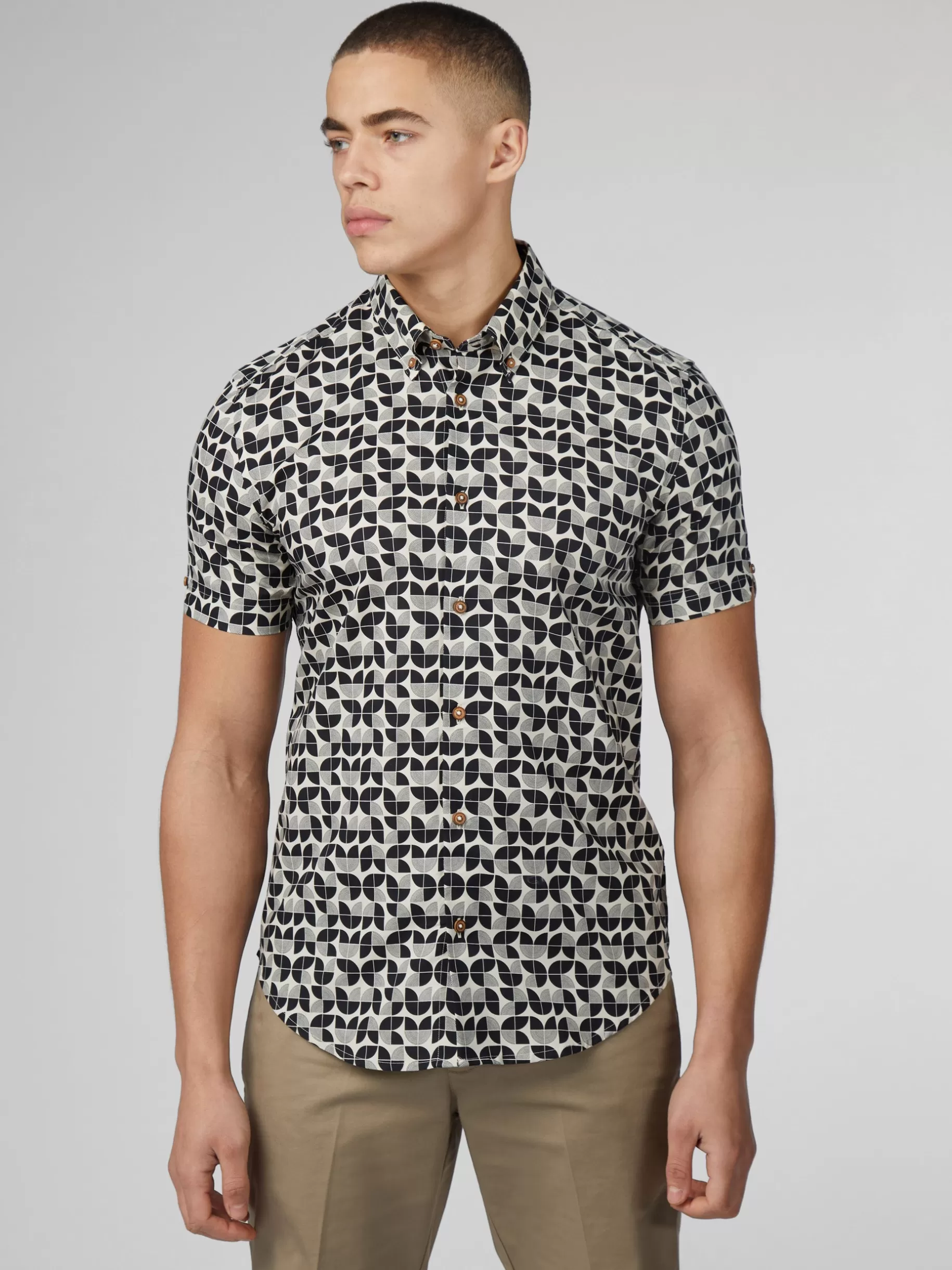 Linear Print Shirt - Black>Ben Sherman New