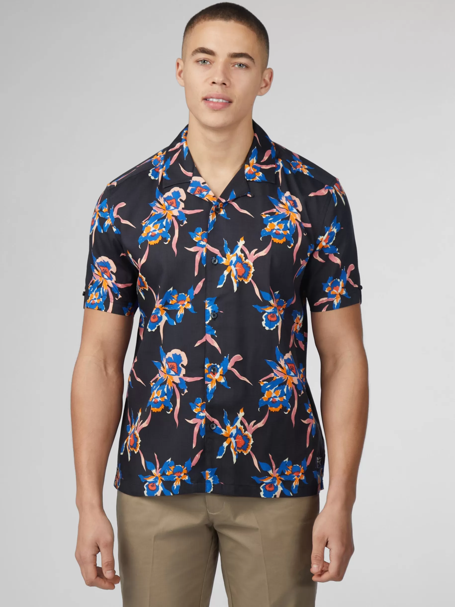 Signature Botanical Print - >Ben Sherman Online