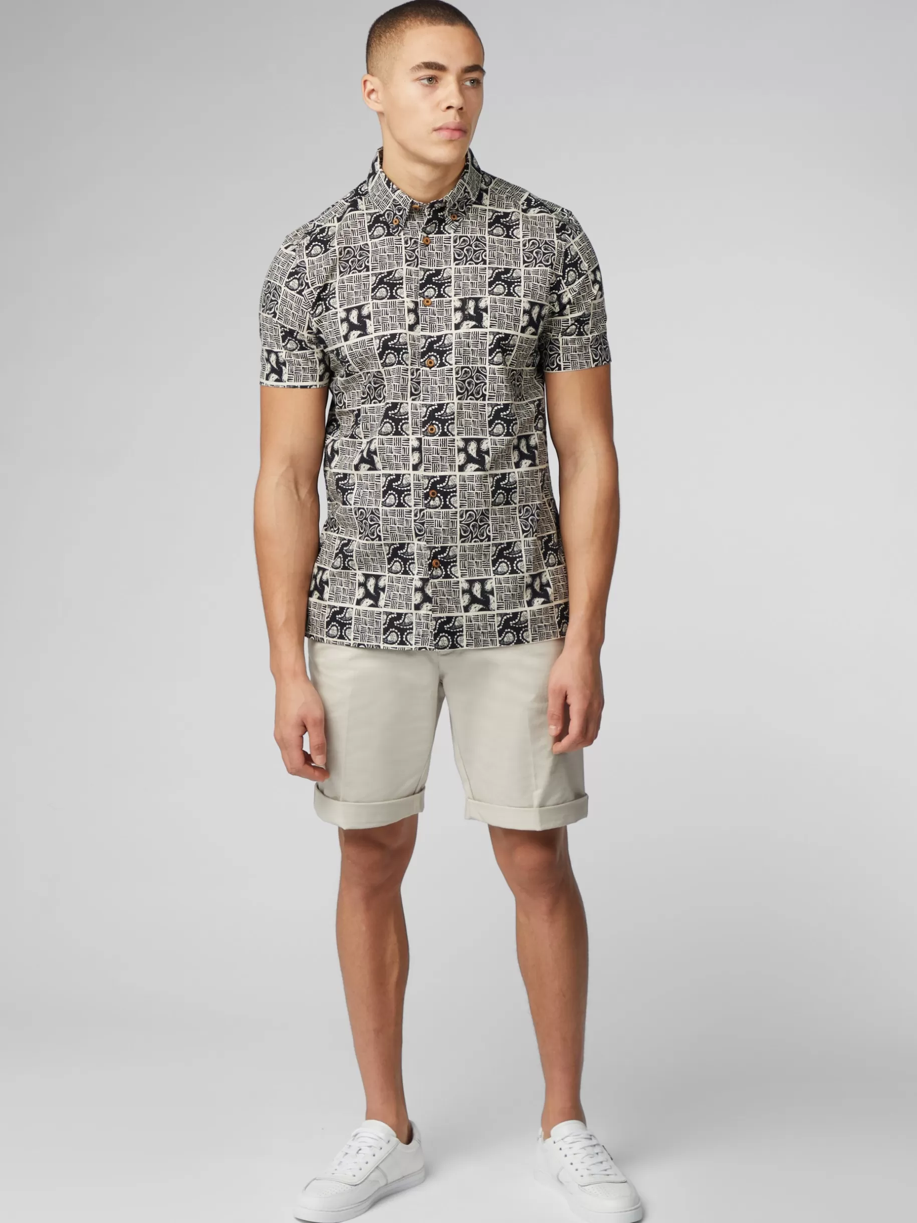 Signature Checkerboard Paisley Print - >Ben Sherman Best